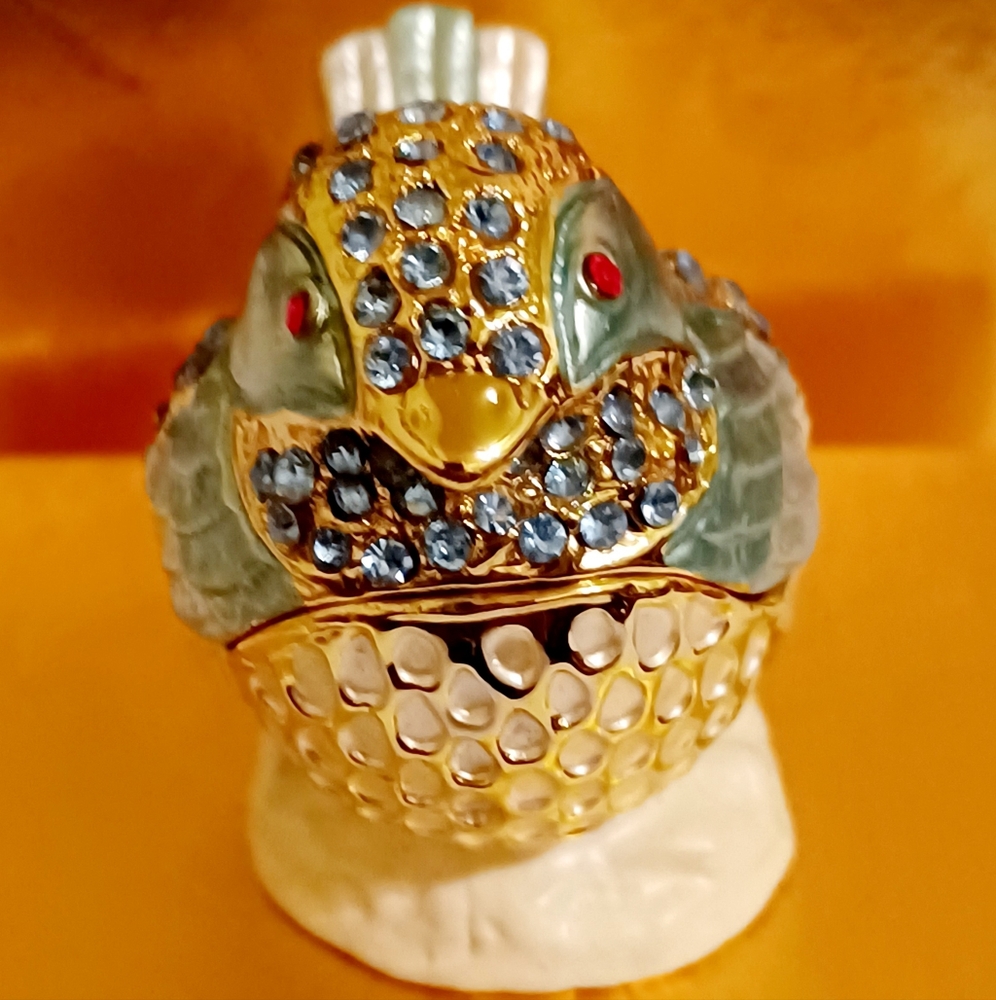 Rucinni Bejeweled Blue Bird Sparrow Trinket  Swarovski Crystals & Enamel 108.7 G